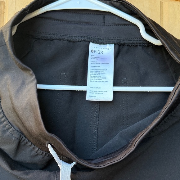 Figs Women's Black Pants - Picture 4 of 12